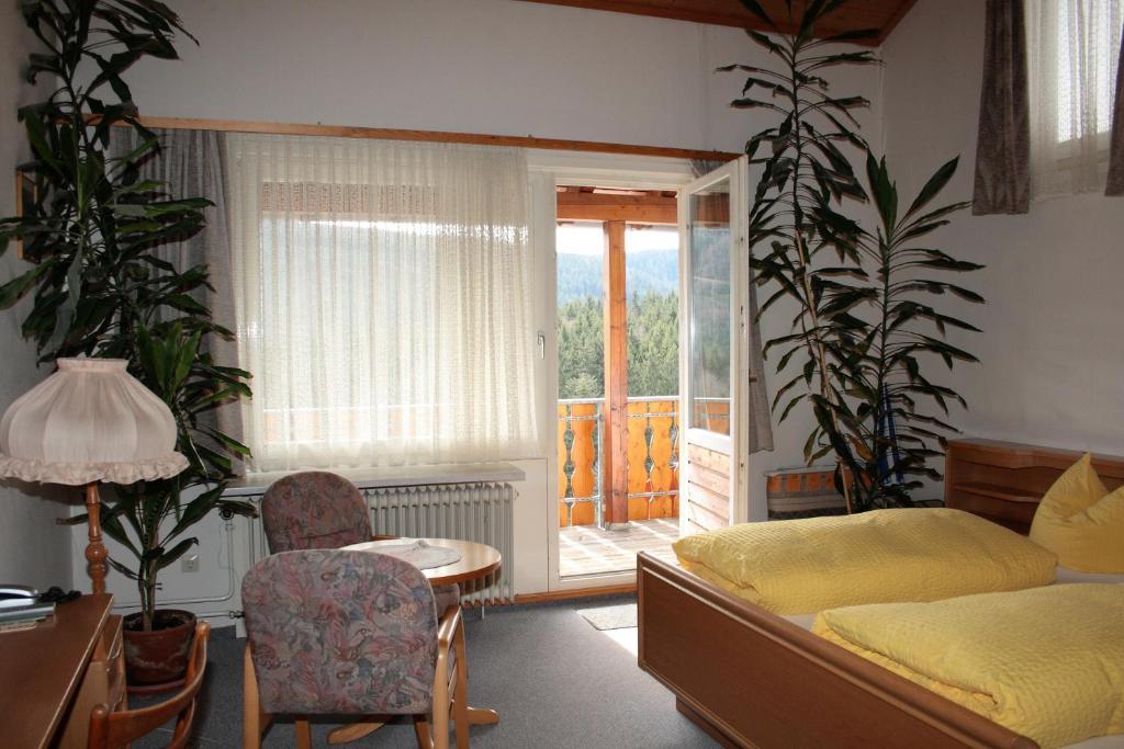 Schwarzwald-Gasthof Hirsch Hotel Bad Wildbad Phòng bức ảnh